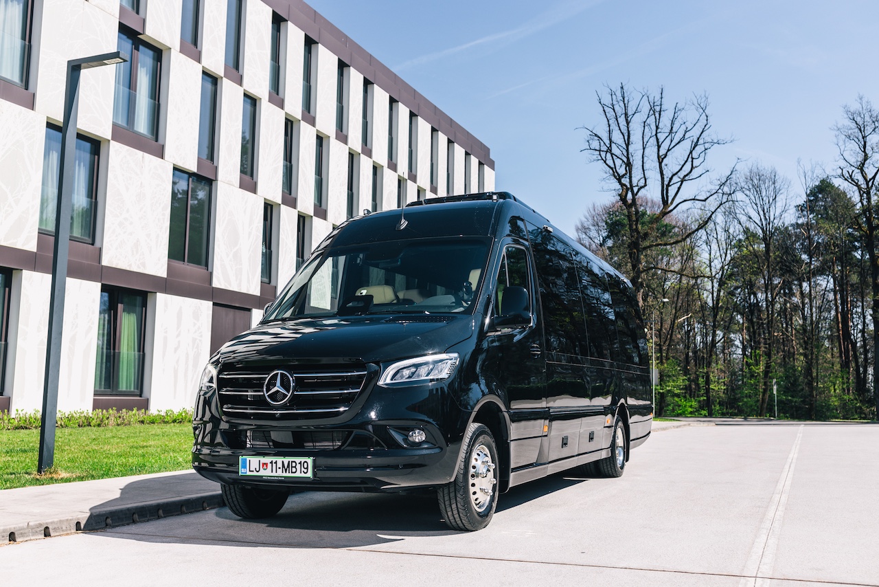 Mercedes Benz Sprinter Elite Luxury minibus