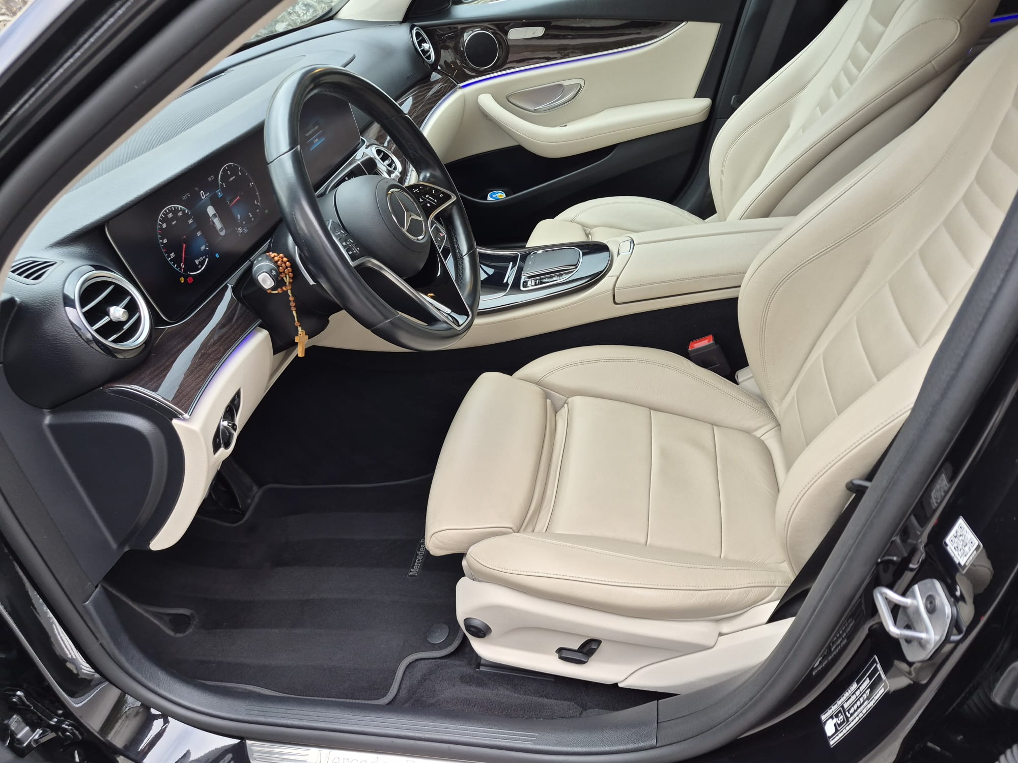 Mercedes Benz for private transfer E class
